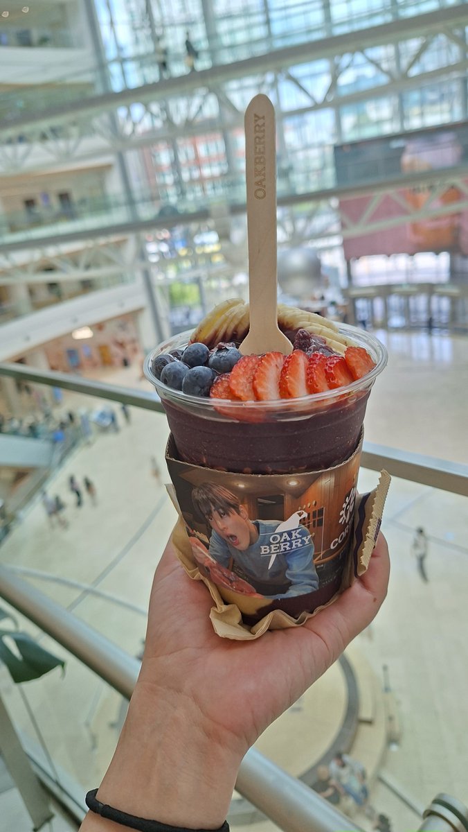 kepcang's tweet photo. It's time to açaí 🫐 https://t.co/sqsROrktrF