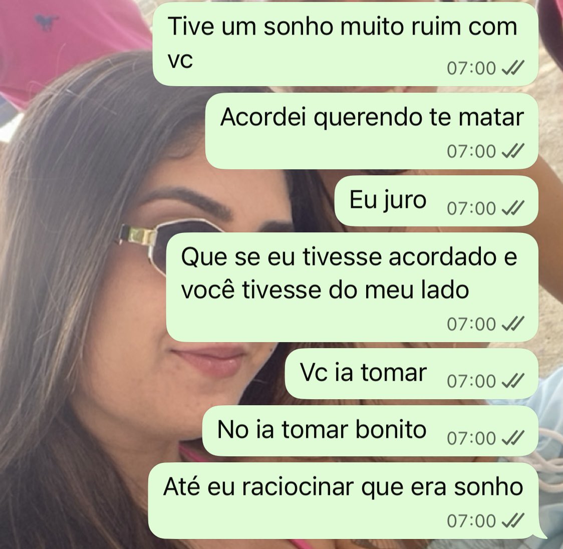 Sarahhbat's tweet photo. Eu orei por um bom marido, quem não orou direito foi ele🤣 https://t.co/Ke30bckX2y