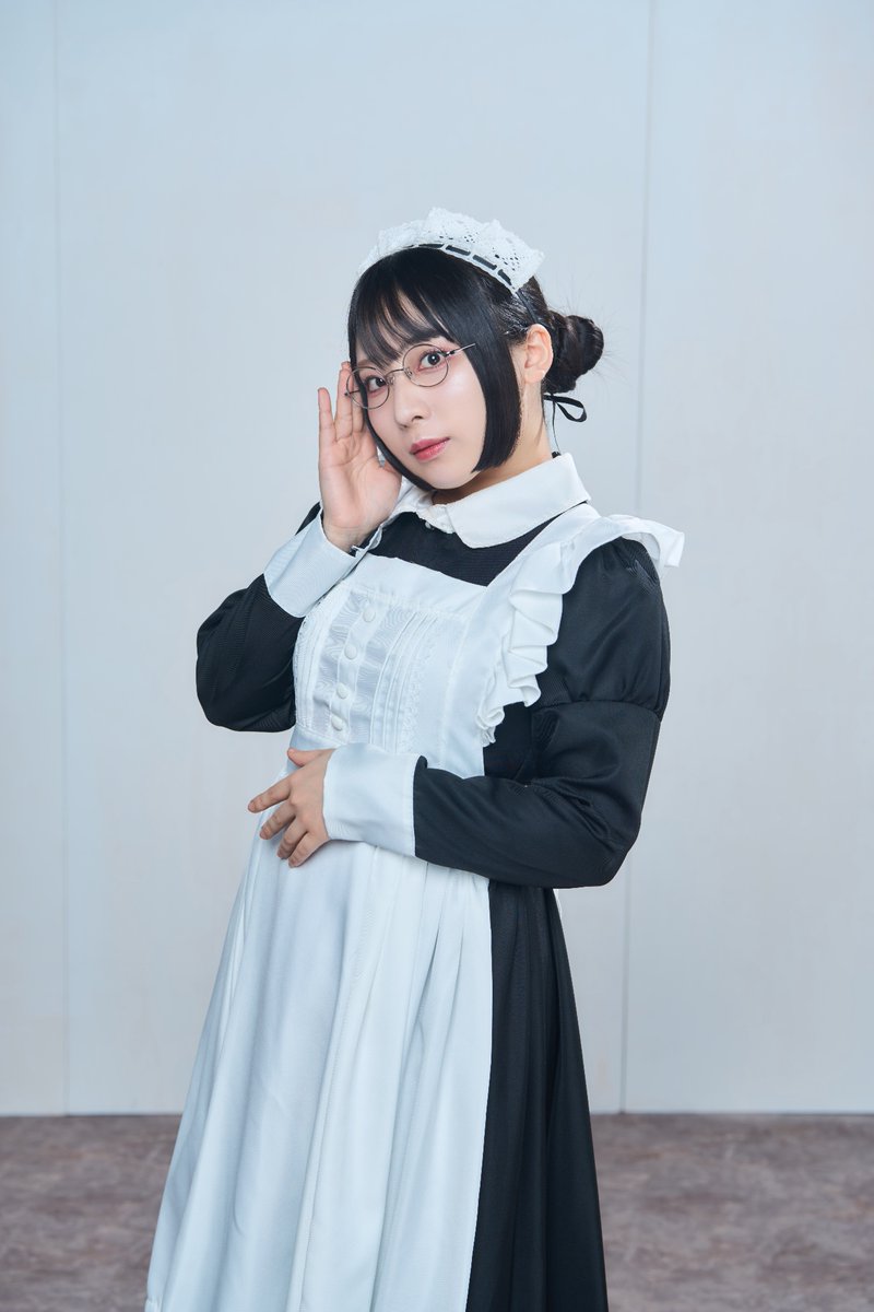 Rin_Wada's tweet photo. #お嬢様はバンドがやりたい
ビジュアル解禁！！！

和田輪は千駄ヶ谷家に仕えるメイドの星空明奈役をさせていただきます👓
出演はB班【🎸】
ブロマイドの販売もありますのでどうぞよろしく！！

https://t.co/z6oBkeGENU https://t.co/foONdje2N7