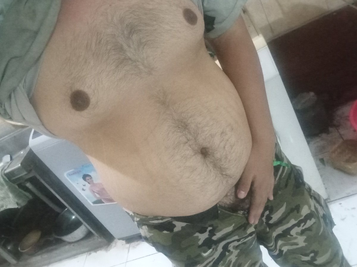 urfbear's tweet photo. First body post ~

#gay #gaybear #bear #hairy #gaychub #chubbygaybear #chubby #chaser #chub4chaser https://t.co/dfSF480RPA