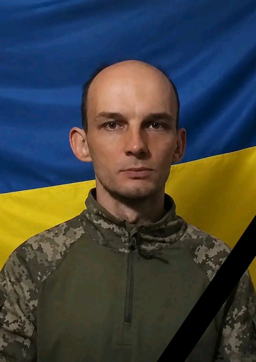 nata_ukraine33's tweet photo. My cousin Andriy died  in war😭😭😭 https://t.co/oIyNxAX8Qz