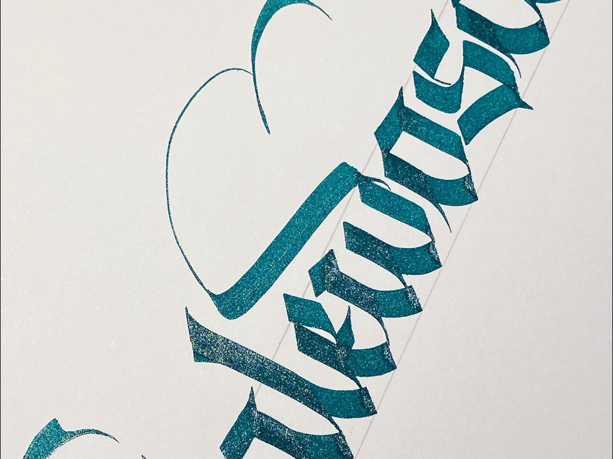 ninic678263's tweet photo. Looking for a fun new hobby Try hand lettering! It’s easy to start, super relaxing, and lets you make beautiful art with just pens and paper.  Start today and enjoy the small, joyful moments!， https://t.co/6nkKEMdf1m