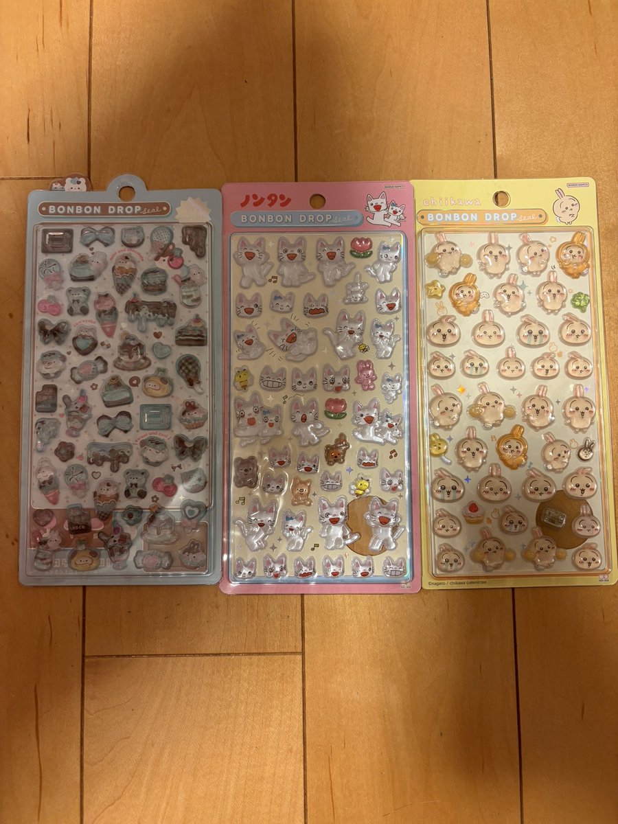 choko_min7's tweet photo. ボンボンドロップシール プチドロ うるちゅる めじるしアクセサリー mikko たまごっち サンリオ ほっぺちゃん バレエモチーフ 交換 買取

求 定価+送料+梱包費
譲 画像+日本食ボンドロ

赤線＋物により厳しめ。リプ欄から抱き合わせをお選びください🙇🏻‍♀️
抱き合わせを処理したいため纏めて優先◎ https://t.co/iKTadPJNx7