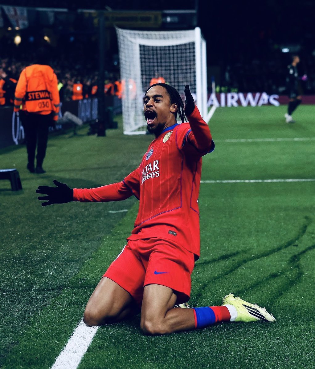 CompsJeune's tweet photo. Bradley Chouchou 💔💔 https://t.co/VjQYNWU7pS
