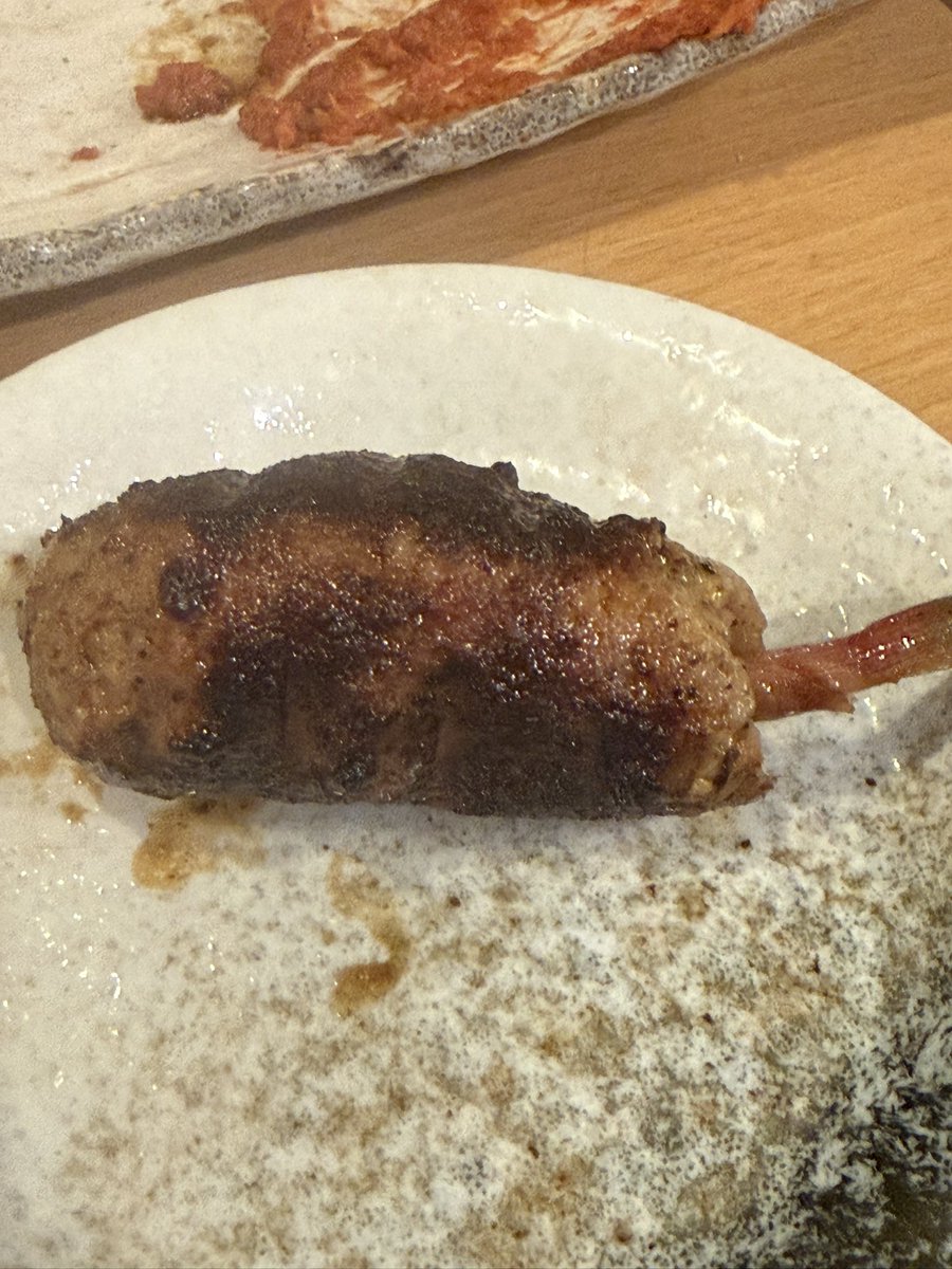 drunkardprivate's tweet photo. 帰ろうとしたけど谷中生姜につくねが巻いてあるの食べたくなるよね(*´꒳`*)
てことで追加
ピーマンのつくねも頼んじゃった(*´ڡ`●) https://t.co/le3BpjjYnE
