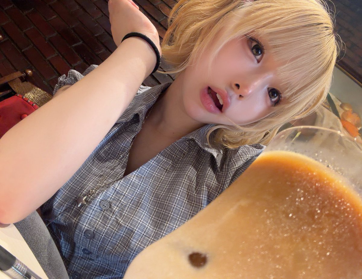 UNa_0_0_'s tweet photo. 至福の時間☕️ https://t.co/KgkxsVBpLH