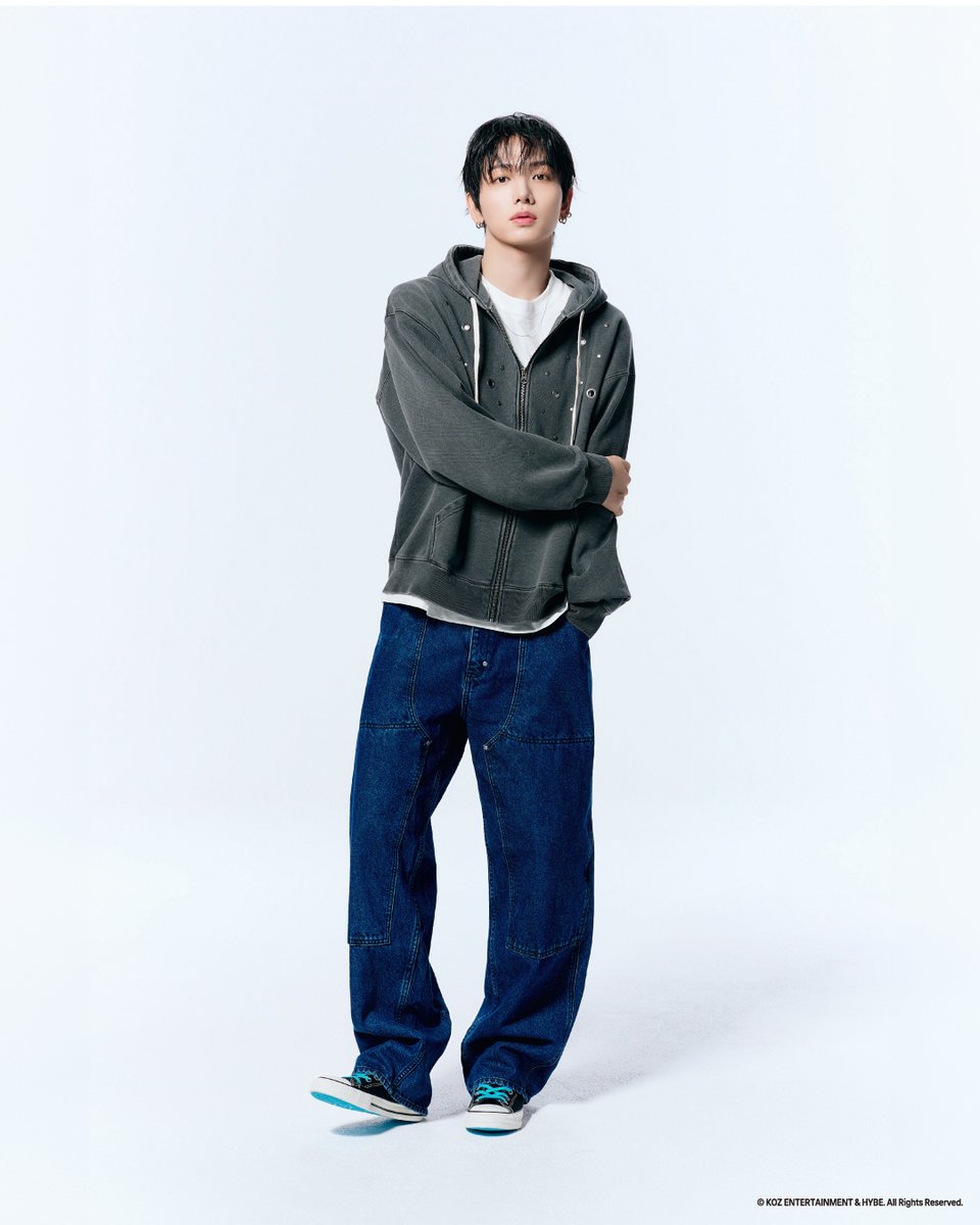 atmos_pink's tweet photo. CONVERSE × BOYNEXTDOOR × atmos pink

世界中で注目を集めるグローバルボーイグループ・BOYNEXTDOORと、スニーカー史に残るモデルを多数輩出している CONVERSE、そしてストリートカルチャーを発信し続けるatmos pinkのコラボレーションが実現✨

@BOYNEXTDOOR_JP
@CONVERSE_Japan

シューズ・アパレル共に現在atmosオンラインショップにて予約受付中！
🔗https://t.co/eYjfHTLxHd

#atmospink #CONVERSE #BOYNEXTDOOR #BND