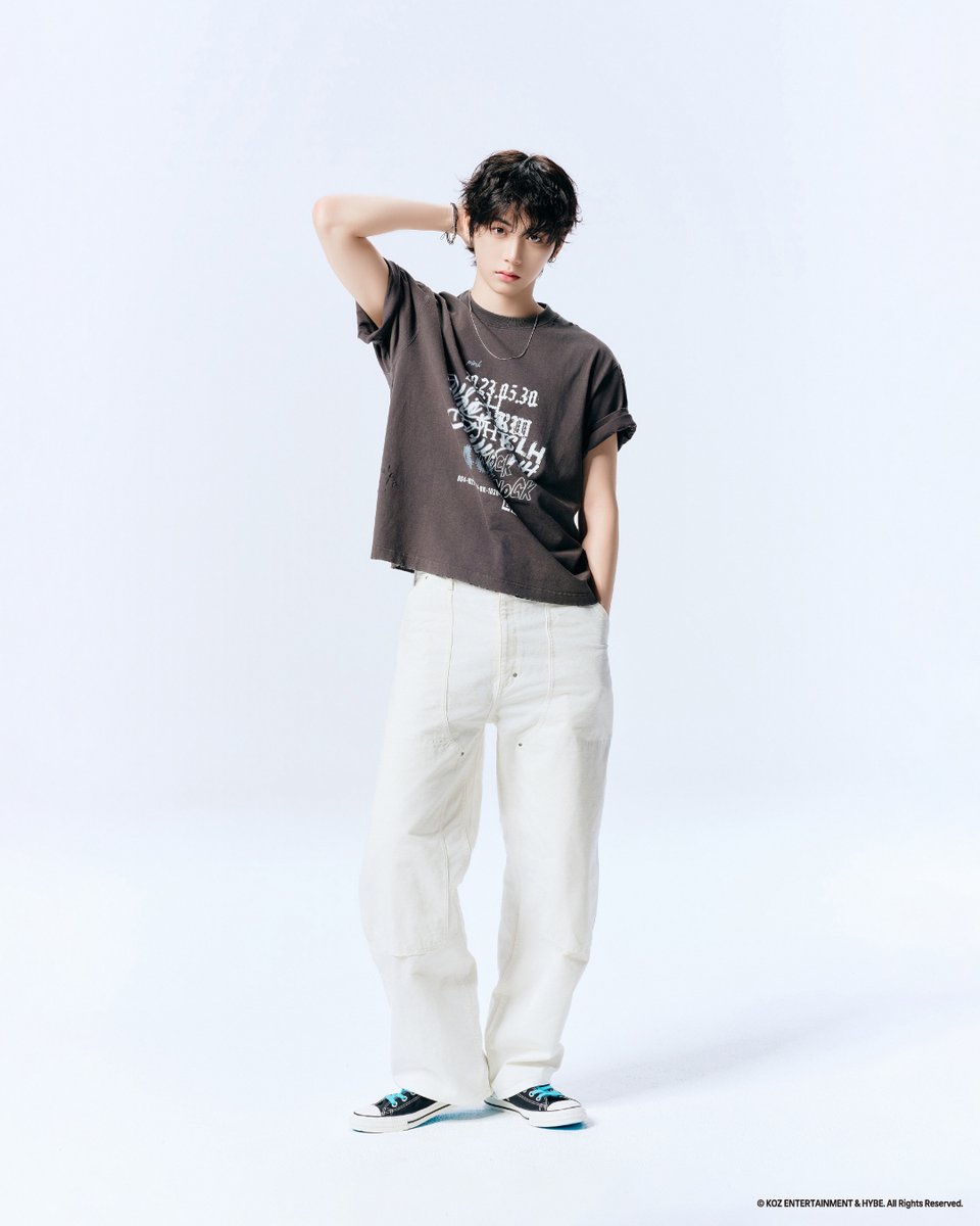 atmos_pink's tweet photo. CONVERSE × BOYNEXTDOOR × atmos pink

世界中で注目を集めるグローバルボーイグループ・BOYNEXTDOORと、スニーカー史に残るモデルを多数輩出している CONVERSE、そしてストリートカルチャーを発信し続けるatmos pinkのコラボレーションが実現✨

@BOYNEXTDOOR_JP
@CONVERSE_Japan

シューズ・アパレル共に現在atmosオンラインショップにて予約受付中！
🔗https://t.co/eYjfHTLxHd

#atmospink #CONVERSE #BOYNEXTDOOR #BND