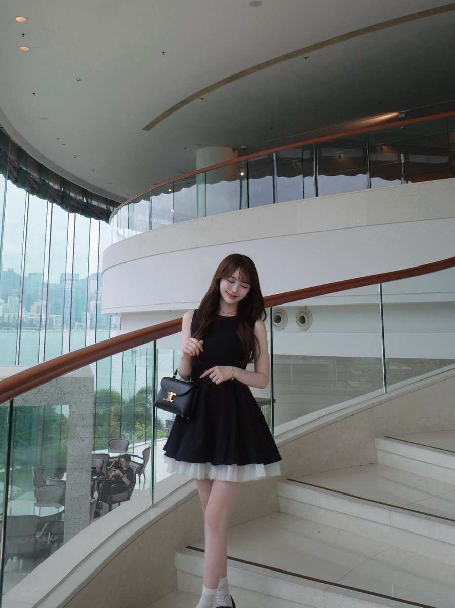 __3mmk_'s tweet photo. Nanastyleのワンピース裾のフリフリも形も可愛すぎる*.♡ https://t.co/pftQTL7bJe