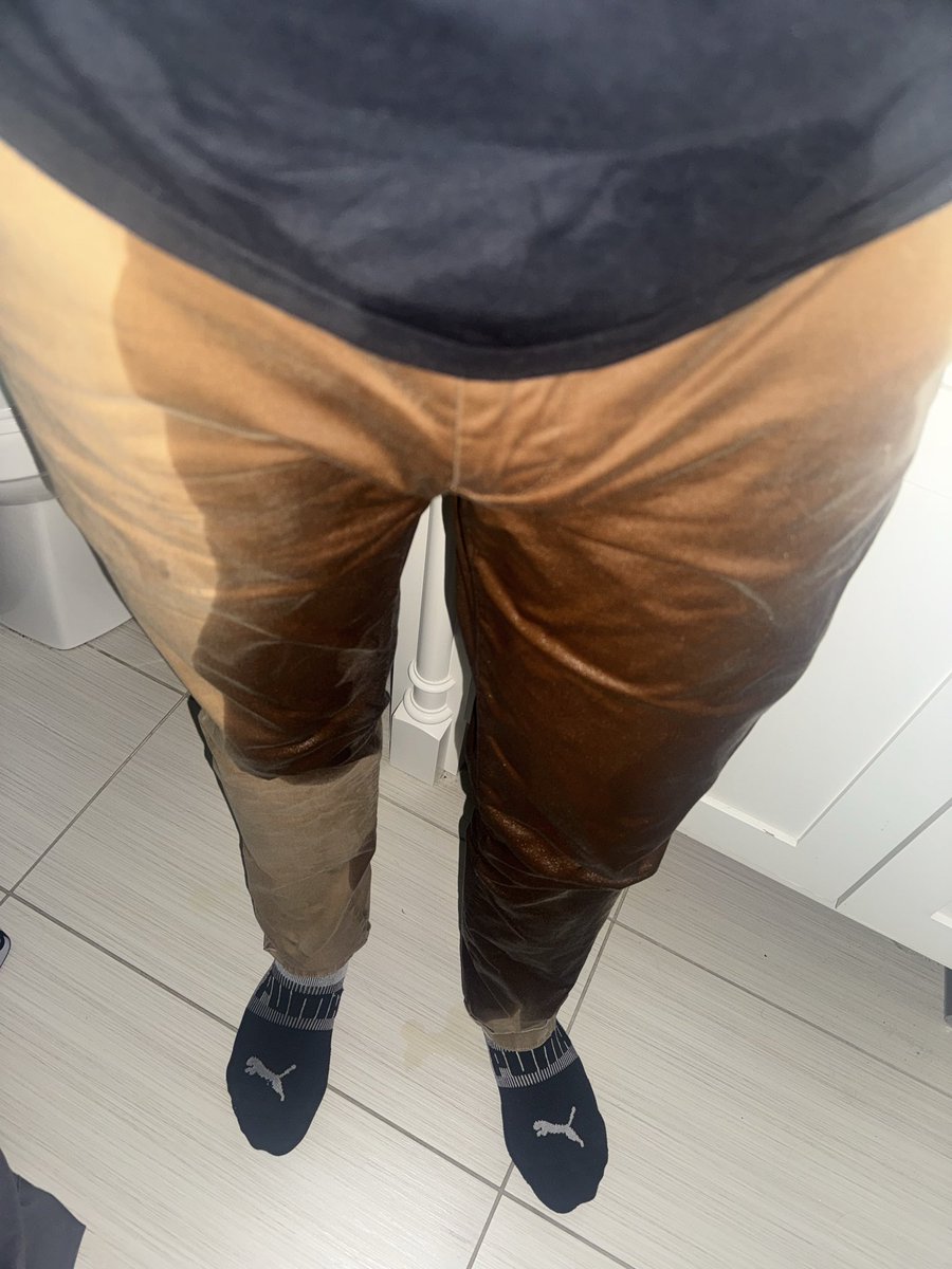 PantsWetter89's tweet photo. The final results after getting the the bathroom and finishing peeing my pants #gaypantswetting #malewetting #pisspants https://t.co/LdWdcrAJ7N