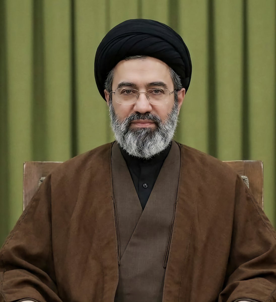 Mahdi252M16's tweet photo. «عبور نکن بدون اینکه بگی #لبیک_سید_مجتبی ❤ https://t.co/VsxrVWCTwG