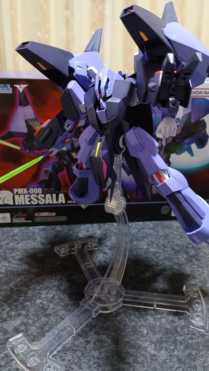 adeu55's tweet photo. 休日だったんでROBOT魂のメッサーラじずっとイジってた
値段なりの出来の良さだけど変形の難易度高杉君
レビュー動画見てようやく理解できたw https://t.co/glnMcqIgJa