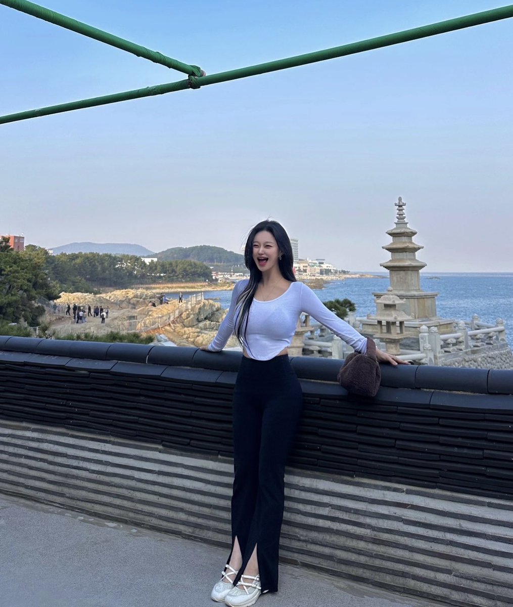 Azie_Azlianie's tweet photo. 잘 흘러가는 평범한일상 속에서
#여행 #부산 #해운대 https://t.co/KZDWNRnkTo