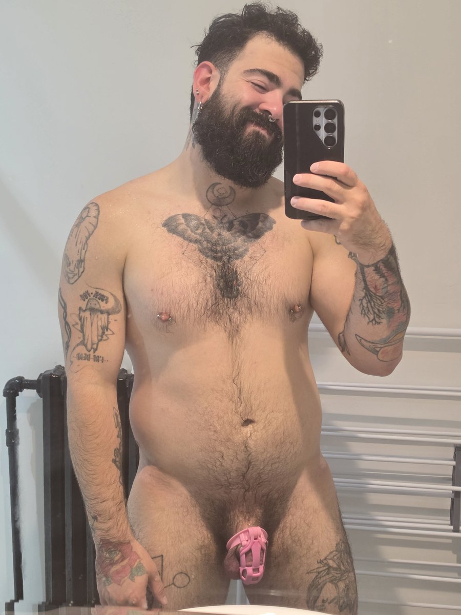 YanTheTattedCub's tweet photo. officialy a caged slut and it feels amazing🥵 repost if you would fuck me with you alpha cock 🥵

#gaykink #gaychastity #ChastityMen #chastity #chastitycage #gayslut #gayslave #fag #boytoy #gaychastitycage #gayquebec https://t.co/GNJ6aqe9sj