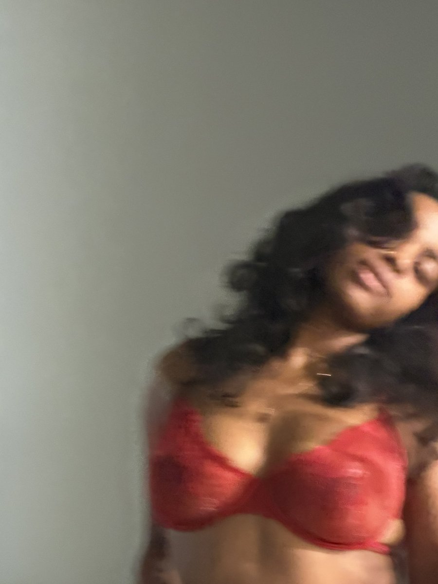 kaliastraa's tweet photo. Red❤️ is my new favorite color. https://t.co/2YwXvSGwbj