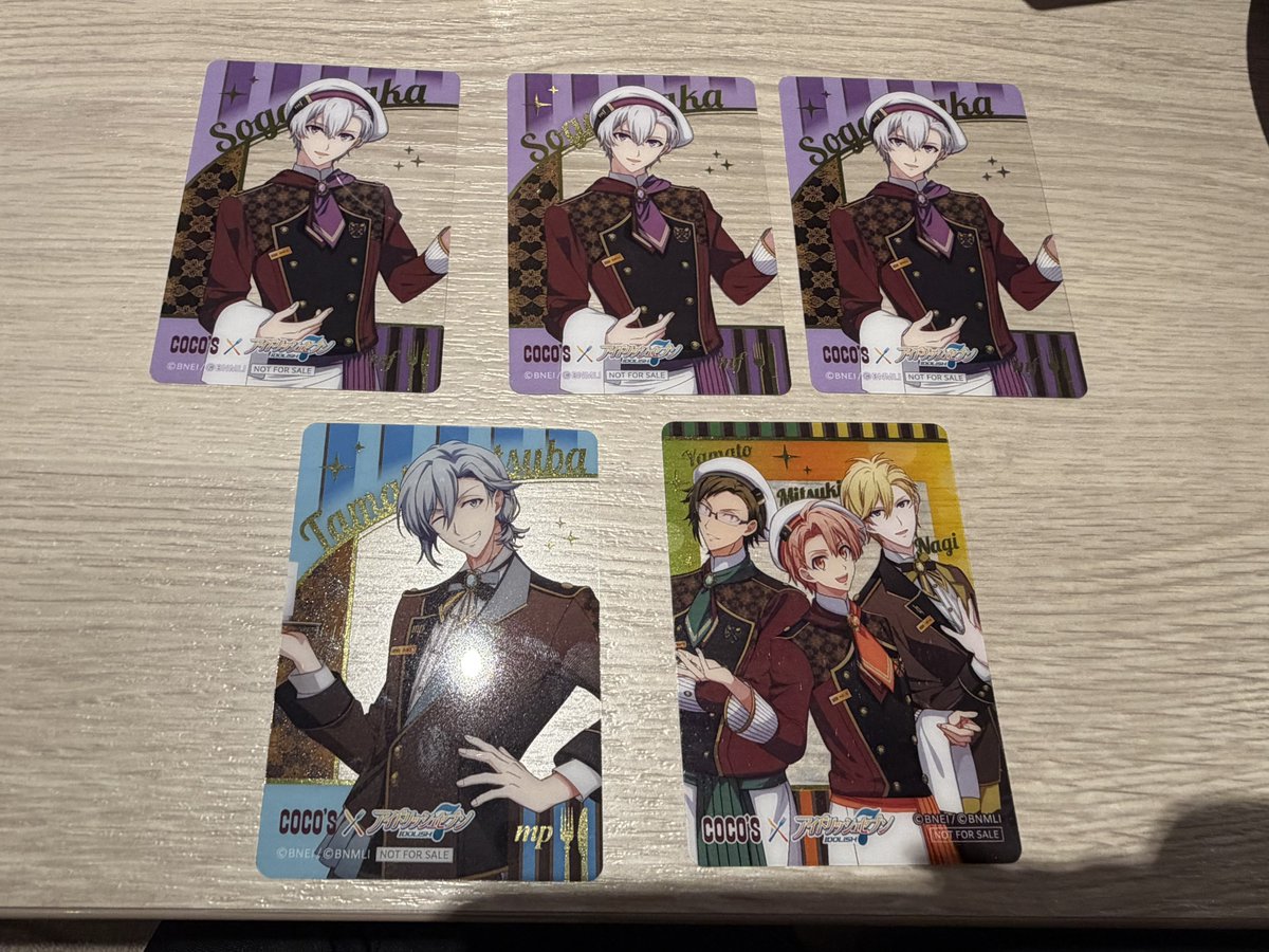alchan_pic45's tweet photo. ハンバーグとポテト食べて環くんとピタゴラを引き、あとはテイクアウトでプリン3個持って帰るか〜！って注文したら特典全部壮五でさすがに「ﾋｯ...!!!!!」ってなった https://t.co/oTuS3INKdV