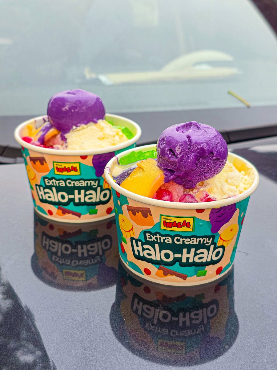MangInasalPH's tweet photo. Drive-thru for the ultimate dessert! 🚗 ✨ 

No stress sa biyahe, basta may #MangInasalCREAMINESS.

#ILoveMangInasal 💚💛 https://t.co/KLwYjmVrrK