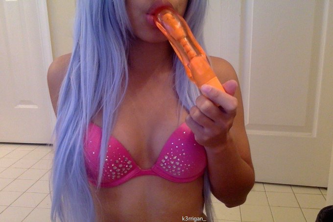 camgirlsaddict's tweet photo. https://t.co/Mx8Iao64hR

#camgirls https://t.co/SiuTn9QCzc