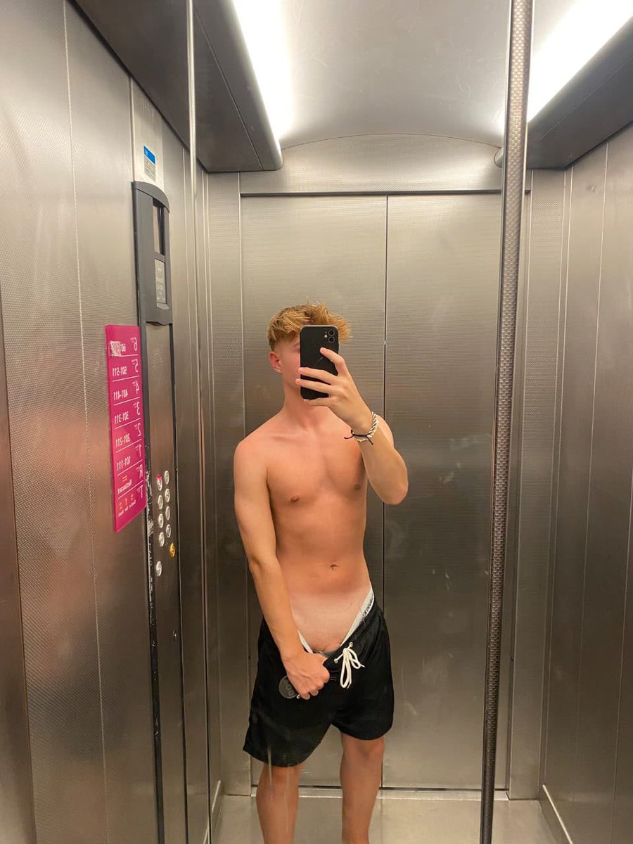 jeremallen1's tweet photo. I want to rude love tonight 🤭💕
#gay #lgbt #pridelgbtq https://t.co/afGMuZMTI6