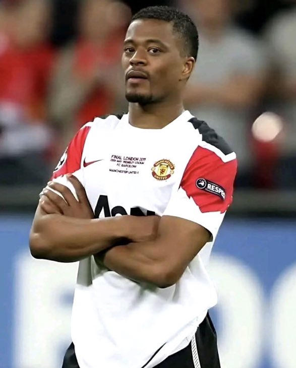 utdbatt's tweet photo. 🚨🗣️ Patrice Evra: “Before me, the greatest left-back of United was Denis Irwin. He was RELIABLE, so that's the pressure I have to carry on.

“But since I left. I think we've played TWENTY people in my position, the last time I was laughing about it.

“We NEVER replace me. Why? Because of consistency, being fit, to play 90 minutes where you are thr first player the manager names on the XI.

“You know who the best left-back to play for United since I left? Ashley Young. He was the most reliable left-back since I left”. #MUFC