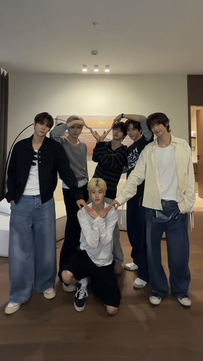 antonisbabo's tweet photo. 라이즈 오빠들 진짜 개처귀엽다 https://t.co/p6lm6ocGDQ