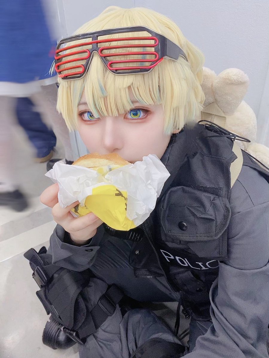 hana_sakura_0's tweet photo. ※cos 🐝🤣 ゲーム内衣装

体力回復中…ŧ‹”ŧ‹”( ‘ч’ )ŧ‹”ŧ‹” https://t.co/IQ3rQYKctS