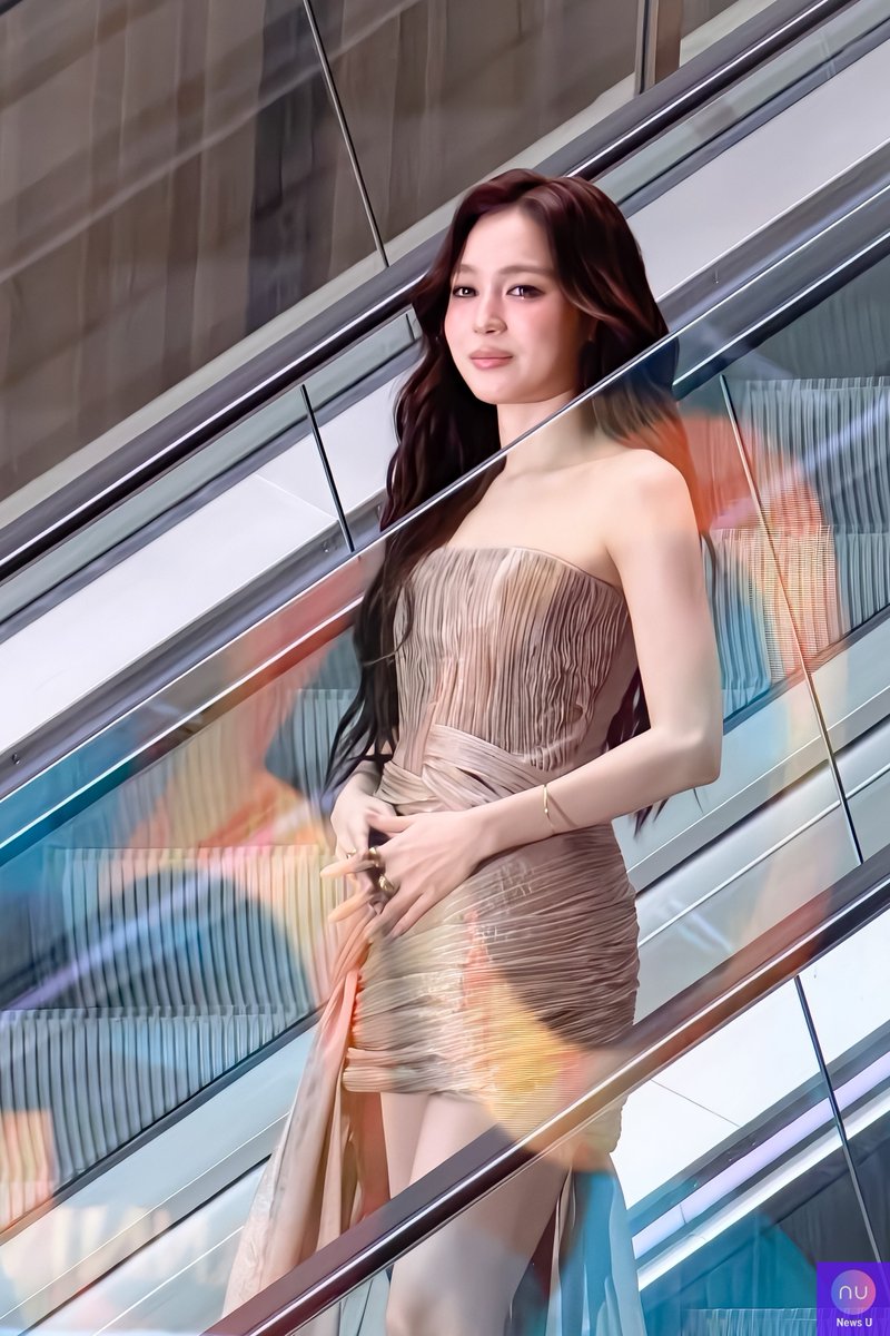 NNEWs_Uent's tweet photo. “เลิฟ ภัทรานิษฐ์” ร่วมฉลองครบรอบ 30 ปี วัตสัน ประเทศไทย
ในงาน "30 Years Celebration of Friendship"✨

#30thanniversarywatsonsth 
#WatsonsxLoverrukk
#loverrukk https://t.co/jav5m432xx
