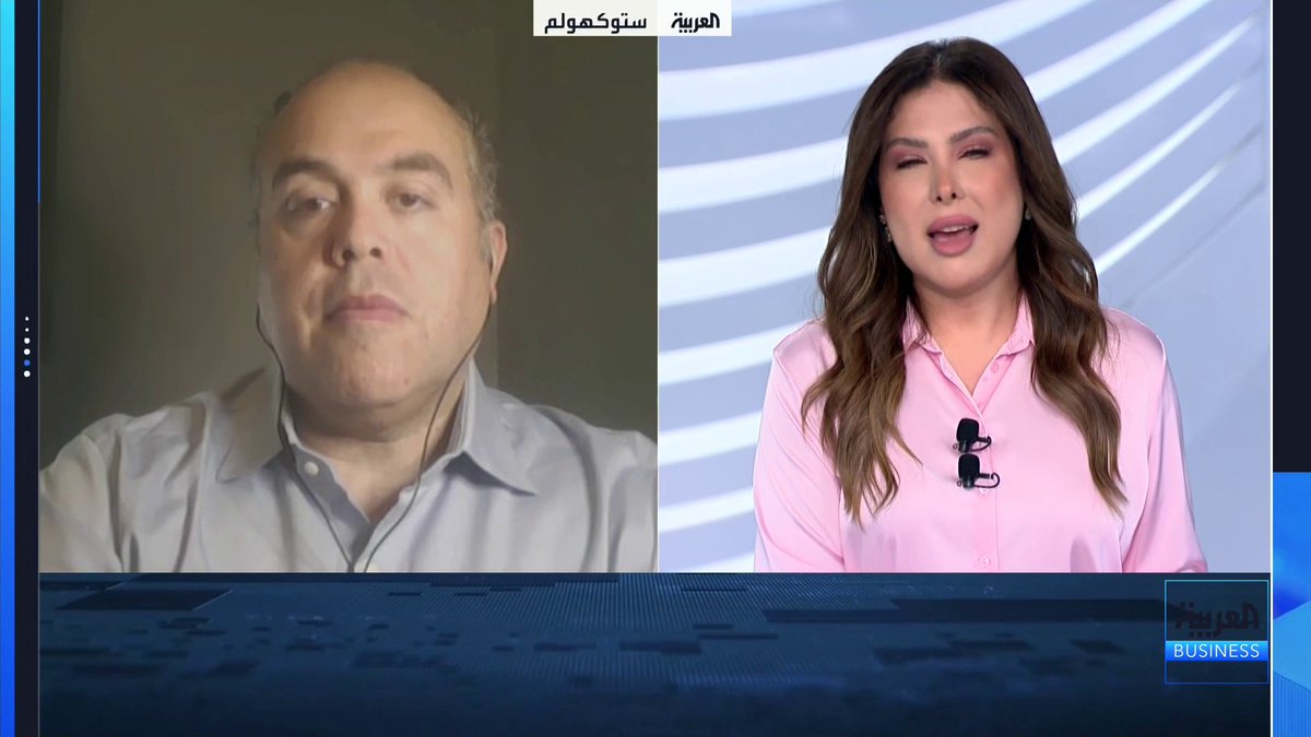 هل تستطيع "إنفيديا" مواصلة النمو القوي من دون استراتيجية "تمويل عملائها لشراء منتجاتها"؟ وهل يعوض الطلب الهائل على رقائقها تراجع هوامش ربحية الشركة؟. حوار بين مي بن خضراء والمدير التنفيذي لشركة أوبتوماتيكا د. محمد البلتاجي غداء عمل _Business لمزيد من التحليلات وأخبار الاقتصاد.. تابعوا "العربية Business" مباشرة على يوتيوب 
