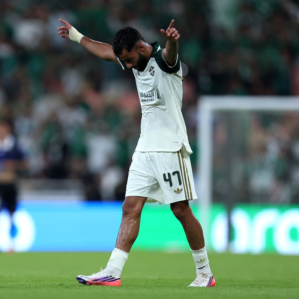 fifaworldcup_ar's tweet photo. الأهلي يضرب موعدًا مع ماميلودي صنداونز 🟢

#FIFAIntercontinentalCup