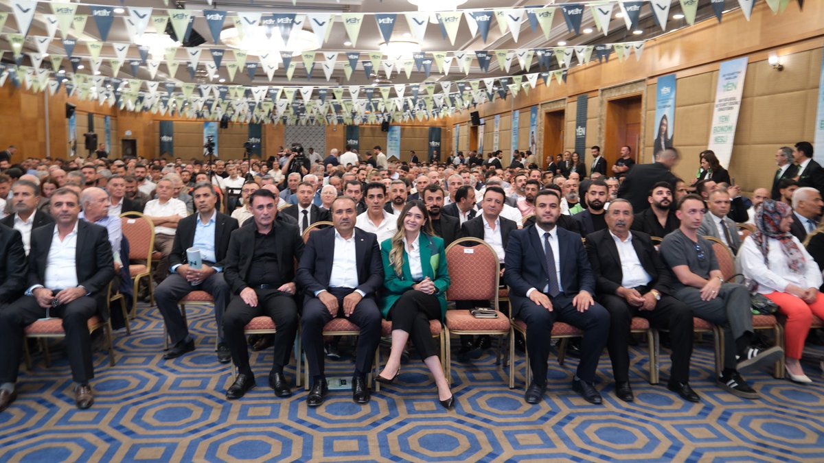 ftekdur's tweet photo. İrem Bayram: Yeni Ekonomi Nesli ile Van için yola çıktık. https://t.co/KvWQzIhADk https://t.co/8ZXmAXXlwL