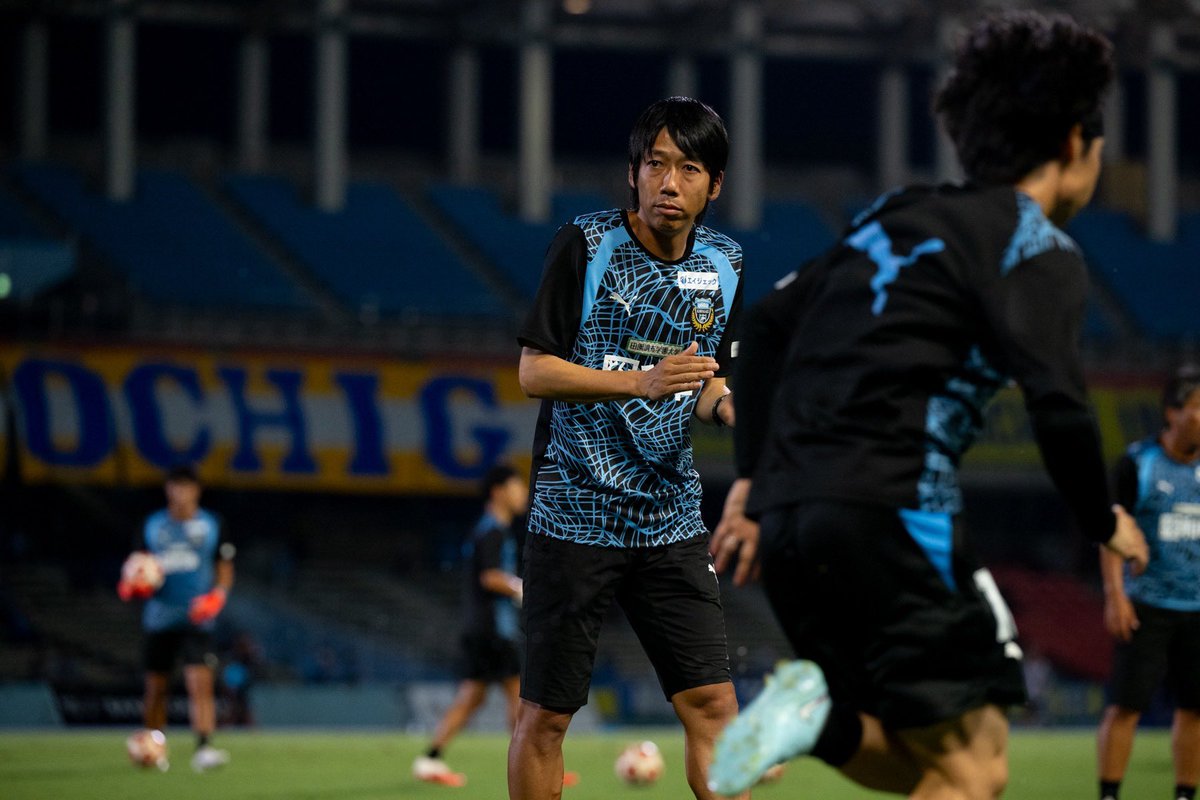 kengo19801031's tweet photo. 天皇杯・栃木SC戦応援ありがとうございました‼︎

今シーズン公式戦初勝利‼︎
選手たちは最後までしっかり戦ってくれましたし、やはり等々力での勝利は嬉しいです‼︎

次は中２日でリーグ戦、場所は等々力です‼︎

みなさんも暑い中大変かと思います��共に戦い勝利を掴みましょう‼︎

#frontale https://t.co/HKbh8RFtEK