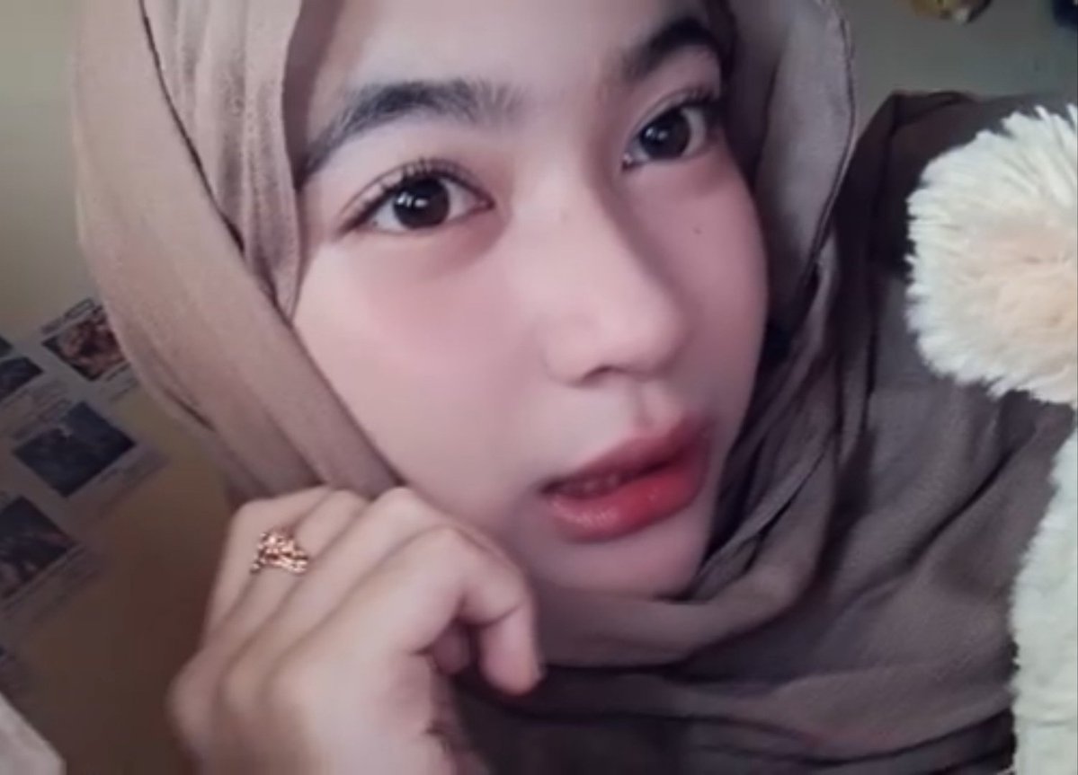 fansss4455's tweet photo. enak bet pake ni cewek buat bahan ngck 🤤🤤 https://t.co/JHdxIqpUx7