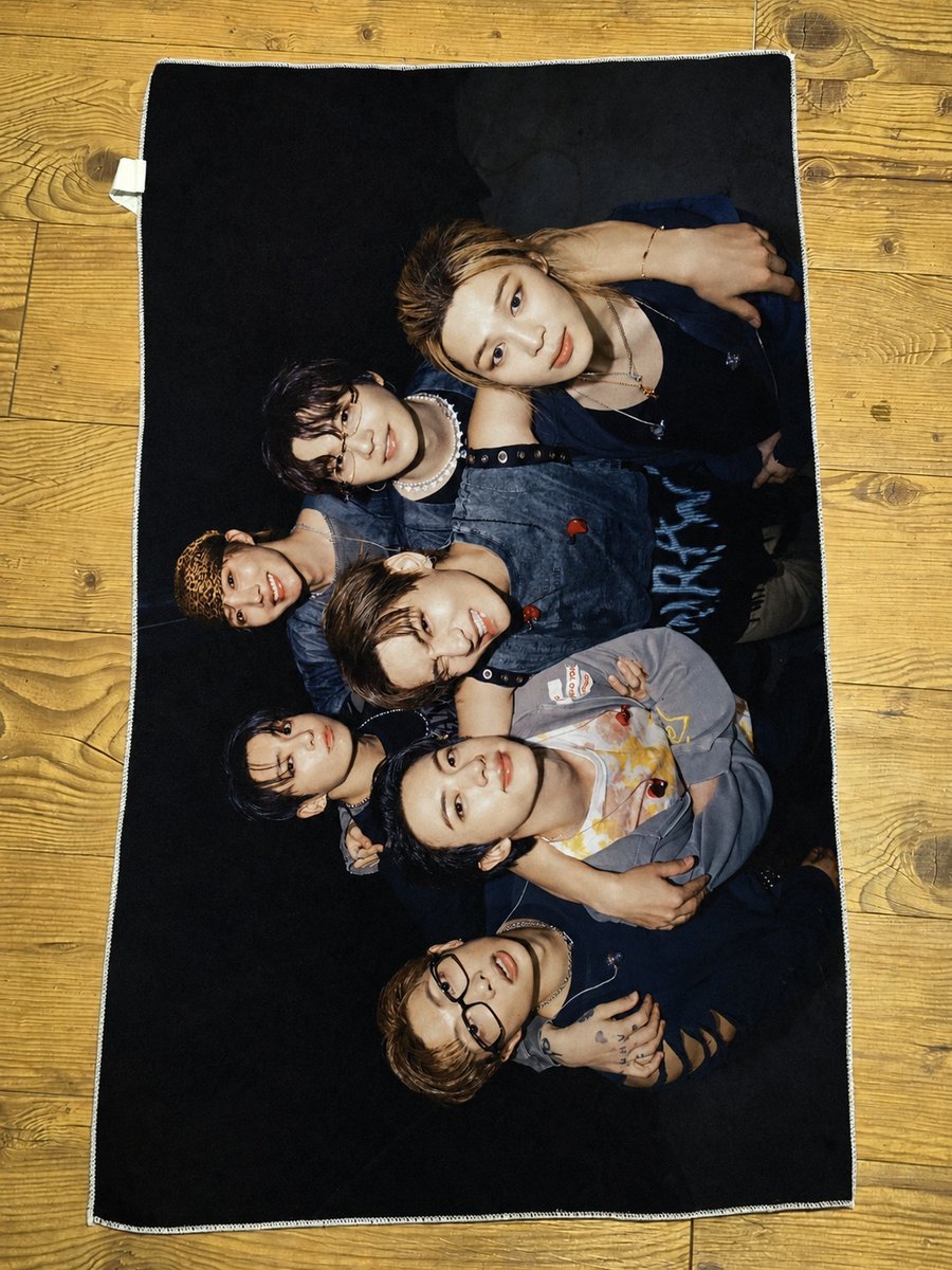 Sevenstar_0613's tweet photo. #바디타올공구
#많은관심부탁드립니다

바디타올 공구 올렸습니다
일단 정말 마음에 확 와닿는 사진만 골라서
제작 했으나 추가로 또 나오면 제작 예정입니다!!

RT + 하트 해주시는 2분 추첨해서
원하는 바디타올 보내드리겠습니다!!!!

많은 관심과 사랑 부탁드려요~🫶

https://t.co/RYFTKxzVa6 https://t.co/W4KInfQKSx