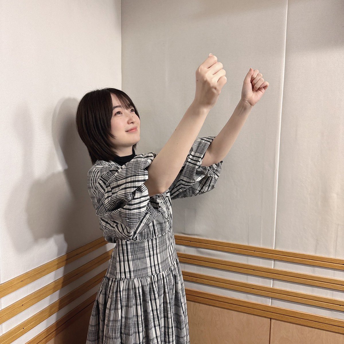 ReinaUeda_Staff's tweet photo. 本日は「上田麗奈のひみつばこ」の更新・放送です📻
今夜もお楽しみに✨

QloveR:22時更新
文化放送・ラジオ大阪:27時〜
https://t.co/UpnFhkw24b

#上田麗奈 #ひみつばこ https://t.co/a4CarQDt5t