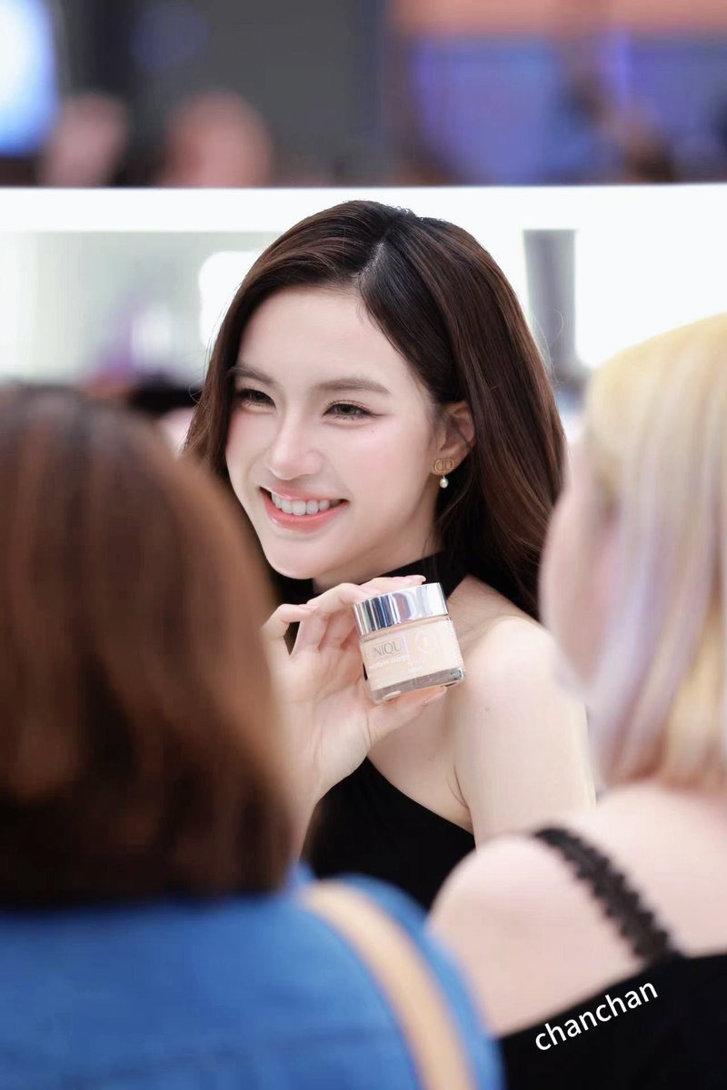 xxccyyayy's tweet photo. so pretty😘

PANGJIE AT CENTRAL BEAUTY 2026 ⁠
#CliniquexPangjie
#CliniqueThailand
#CentralBeautyAwards2026 https://t.co/NbVlUItKEC