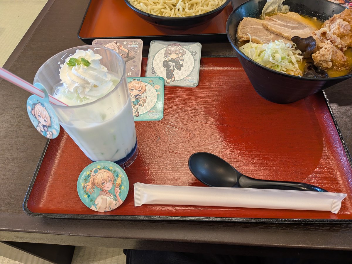 bagjip's tweet photo. 極楽湯ホロライブコラボに行ってきました！
ご飯も美味しくてコースターもござるさんを引けて満足！
てぬぐいは団長でした！ https://t.co/yVUeayYaSi