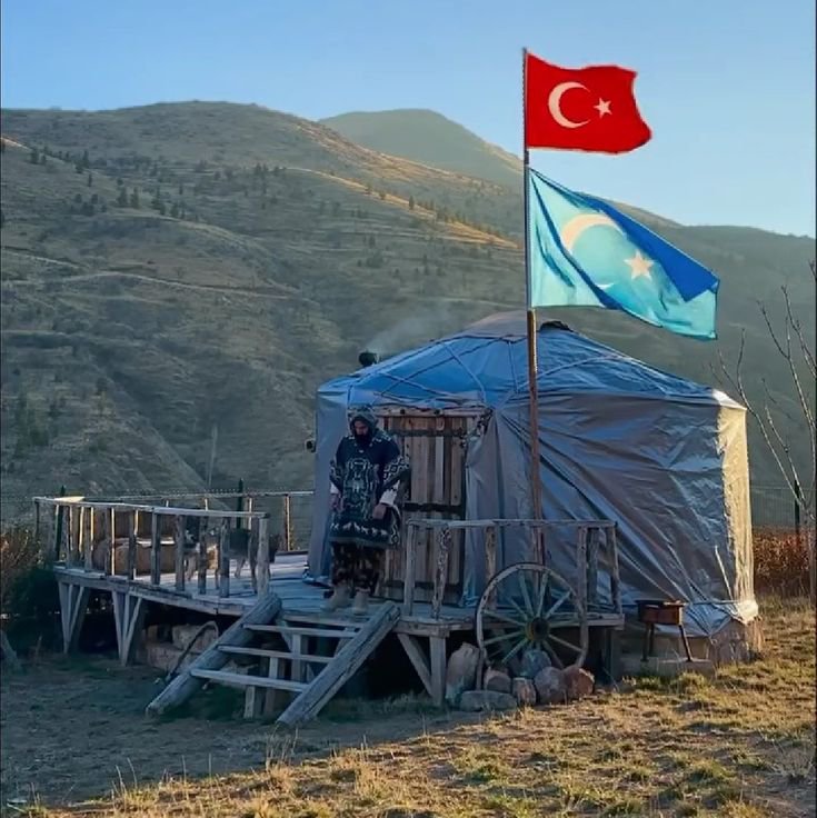 okatilamaz's tweet photo. Al Bayraktan Gök Bayrağa Selam Olsun 🇹🇷 https://t.co/6ZdsbGFiCb