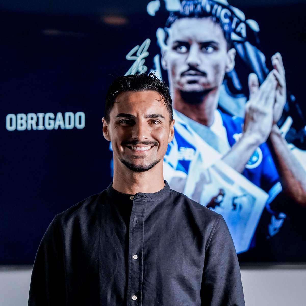 FCPorto's tweet photo. Para sempre na nossa história 💙

Obrigado e felicidades, Stephen Eustáquio 🙌 https://t.co/iH5o4dIVCu
