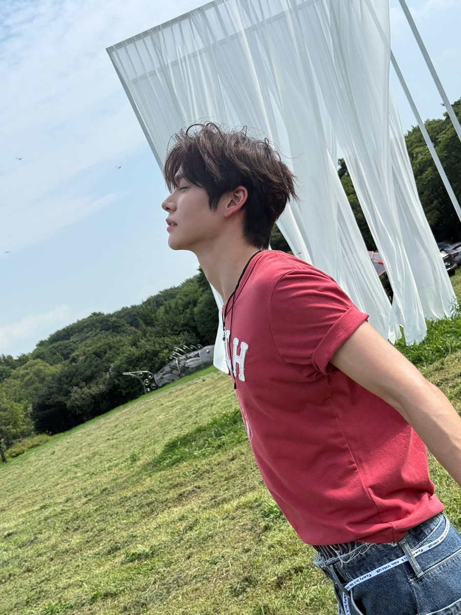 kirv3e's tweet photo. girl who is going to be okay https://t.co/9hp46TUBwX