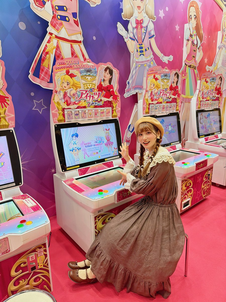 ainoeri's tweet photo. 急遽 .. ✨
《アイカツ！アンコール》のブースにも
立ち寄らせていただきました🎀

筐体も触れせてもらったよ〜！！！
10月からいよいよ始まるアンコール！！
ご期待くださいませ♡♡

#アイカツ
#東京おもちゃショー2026 https://t.co/K5neGUoycV