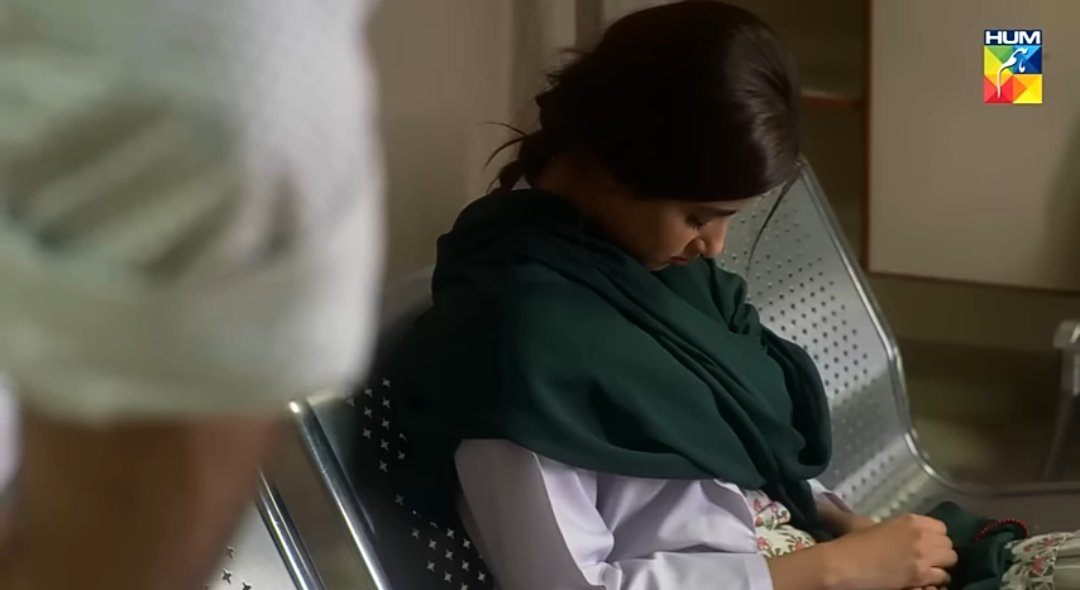 AdityDhar02's tweet photo. This scene
Of 2nd Last episode 😍🥹❤️
The Way asfi admire Zubia and tugged the cusions ❤️🥹
Tags-
#Asfiya #YakeenKaSafar #SajalAli #AhadRazaMir https://t.co/KfPiffZqoV