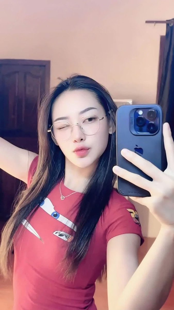 BoydLeon69269's tweet photo. 1.💄”ตอนแรกก็ไม่เชื่อ จนกระทั่งลองใช้เอง... ไอเทมลับที่บิวตี้บล็อกเกอร์เกาหลีโหวตให้เป็นอันดับ 1!“ 🦋 ครีมกันแดดเนื้อซูเฟล่ บางเบา คุมมันนาน 🌤🧀💚💚600/1💞🌝😼😼

ไลน์ : @216lbmos

เพิ่มเพื่อน👇🏻
https://t.co/t88W5eN2Na

#รับงานบางแสน💐🌺  รับงานบางแสน💐#รับงานชลบุรี💥💥 https://t.co/kbYra7fIoK