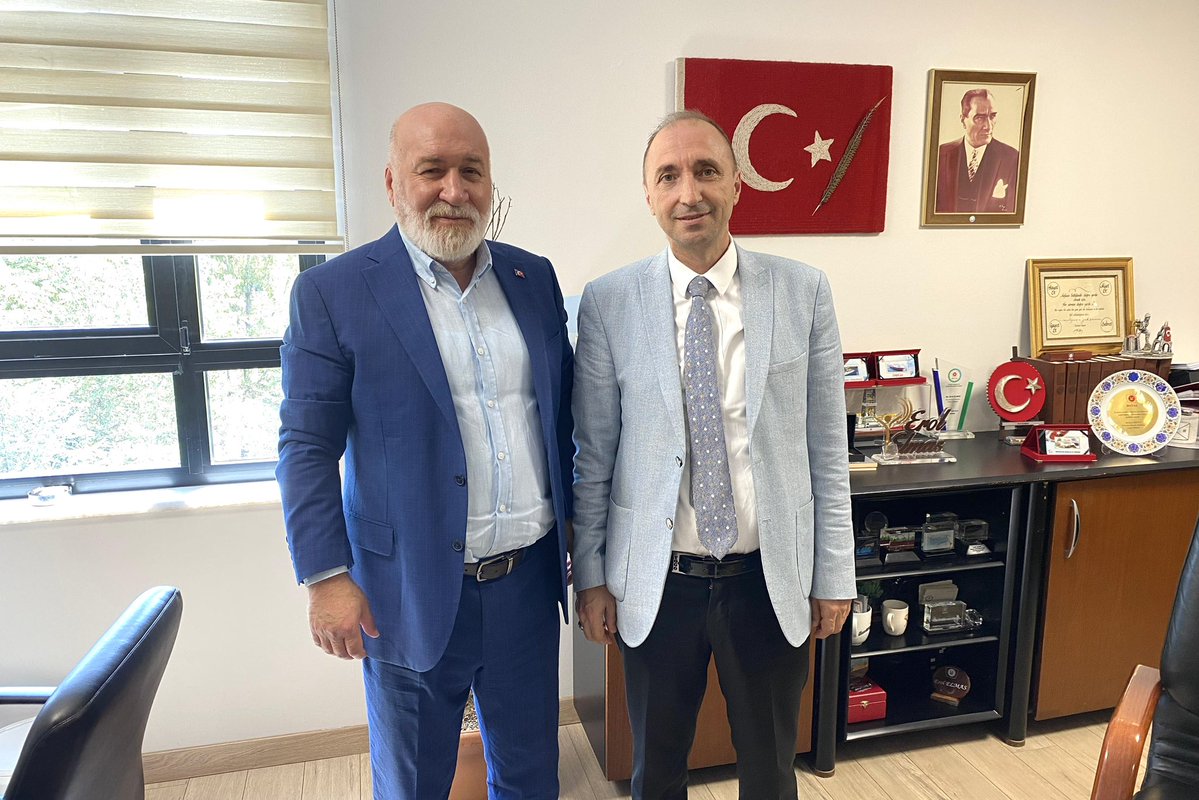 HBTONBUL's tweet photo. Genel Başkan Yardımcımız Hasan Akyıldız’la birlikte BOTAŞ Genel Müdür Yardımcısı Fatih Sel ve Kurumsal İletişim Daire Başkanı Erol Elmas’ı ziyaret ettik.

Görüşmede enerji sektörüne ilişkin değerlendirmelerde bulunduk. İlgi ve alakaları için teşekkür ediyorum. https://t.co/KMpvvZ3kur