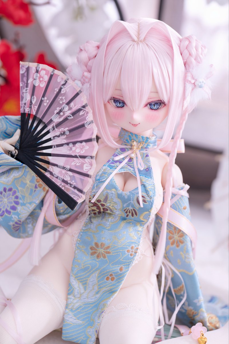moufx0321's tweet photo. 🌸中華娘ちゃん、出品しました🪭

ちょっぴりあざとい表情が可愛い子です♡
ウィッグ・衣装はおまけでお付けします✨

8/30（日）22:50頃終了予定です
ご覧いただけましたら嬉しいです💕

https://t.co/rRgtnCJ2VI

#MWっ子 https://t.co/PqNgk773I6