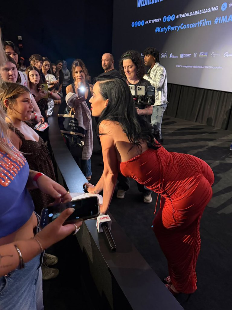 umakatyperry's tweet photo. mulher gostosa viu https://t.co/B3u1UjBvbf