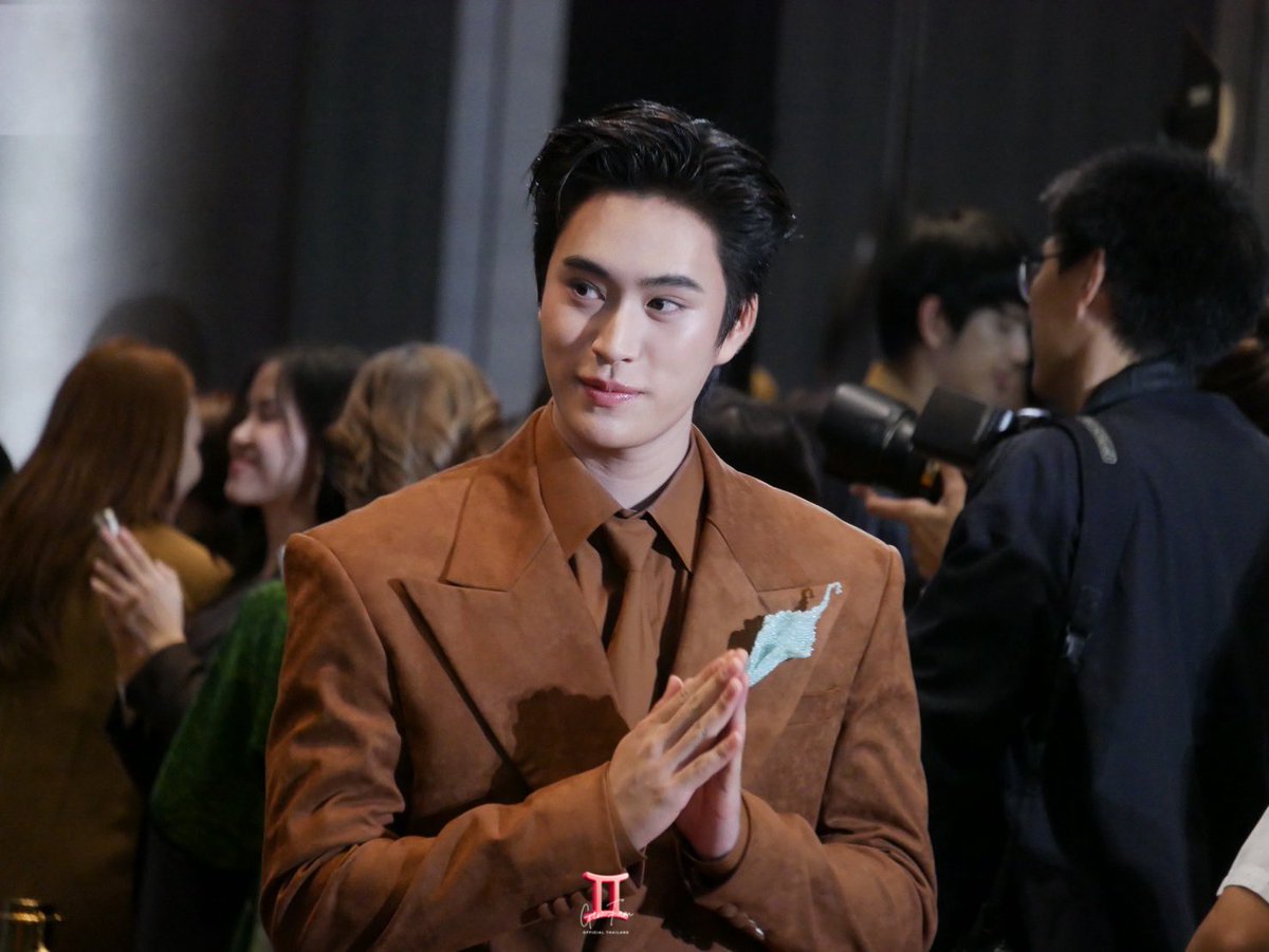 Geminint_family's tweet photo. ช่วงเดิน Gold carpet หล่อทุกมุม 🫨🫨

GEMINI BA LOREAL WITH WATSONS

#LOrealParisXGemini https://t.co/RlIRlPqwUq