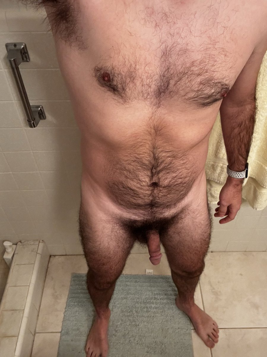 flguy247's tweet photo. Alexa, play thirst trap by Audrey Hobert https://t.co/hGtEsyImzo