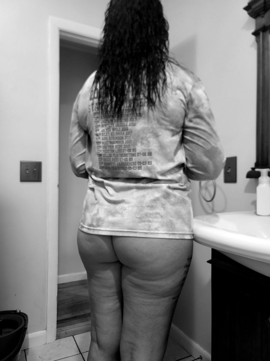 sirsteel269's tweet photo. https://t.co/Af6vhmzlQS
 . "Another Adventure in Wonderland"

He loved making her moan. It was such deep satisfaction to feel the power he had over her, to feel how
Uncut 

#homemade #pussypounding #takethatdick #makeithurt #Daddy 
#macncheese https://t.co/9Jytw2Mdv2 https://t.co/kVqrAA4L1X