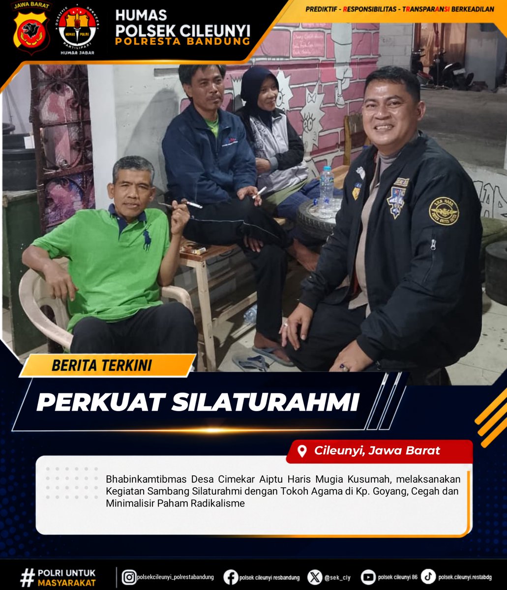Sek_Cly's tweet photo. Bhabinkamtibmas Desa Cimekar Aiptu Haris Mugia Kusumah, melaksanakan Kegiatan Sambang Silaturahmi dengan Tokoh Agama di Kp. Goyang, Cegah dan Minimalisir paham radikalisme
#perkuatsilaturahmi 
#polridekatdenganmasyarakat https://t.co/DM2QEt2iXo