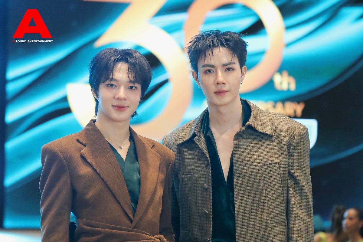 around_ent's tweet photo. “ซี-นุนิว” ควงคู่ร่วมฉลอง 30 ปี วัตสัน ประเทศไทย ในงาน “30 ปีวัตสัน...เพื่อนที่อยู่ข้างคุณทุกโมเมนต์” ชูคอนเซ็ปต์ 30 Years Celebration of Friendship

ZEENUNEW X WATSONS 30TH 
#WatsonsxZeeNunew
#ZeePruk #NuNew #ZeeNuNew
#WatsonsTH 
#30thWatsonsAnniversary https://t.co/uD8WHMekly